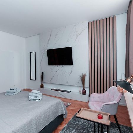 Petit Luxe Apartment Wien Exterior foto